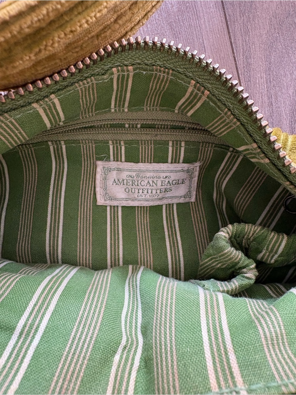 Vintage American Eagle Outfitters Olive Corduroy Shoulder Bag with Beaded Charm - Picture 4 of 5